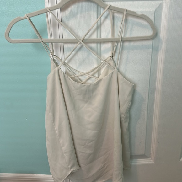 Express Top - Picture 2 of 3